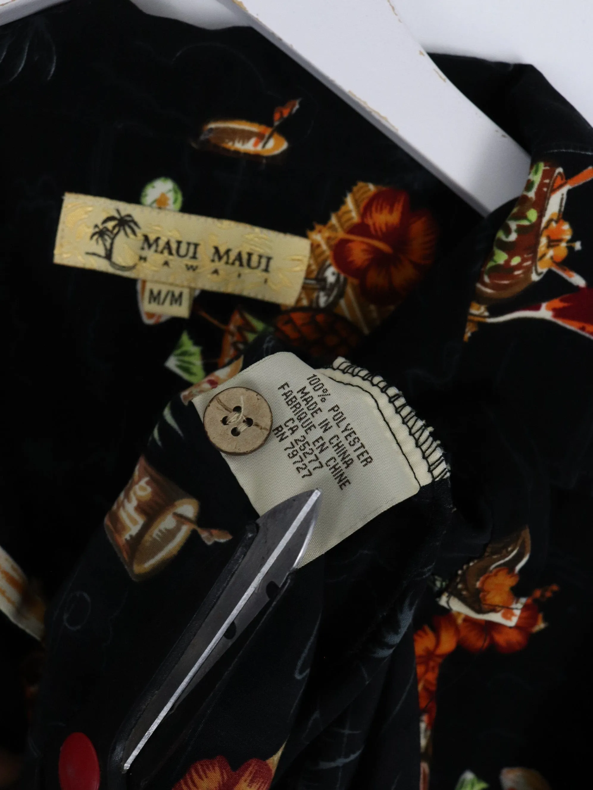 Maui Maui Shirt Mens Medium Black Floral Button Up Hawaiian