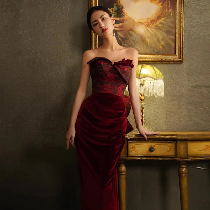 Retro Burgundy Rose Velvet Mermaid Evening Dress Sheath Long Prom Dress 183