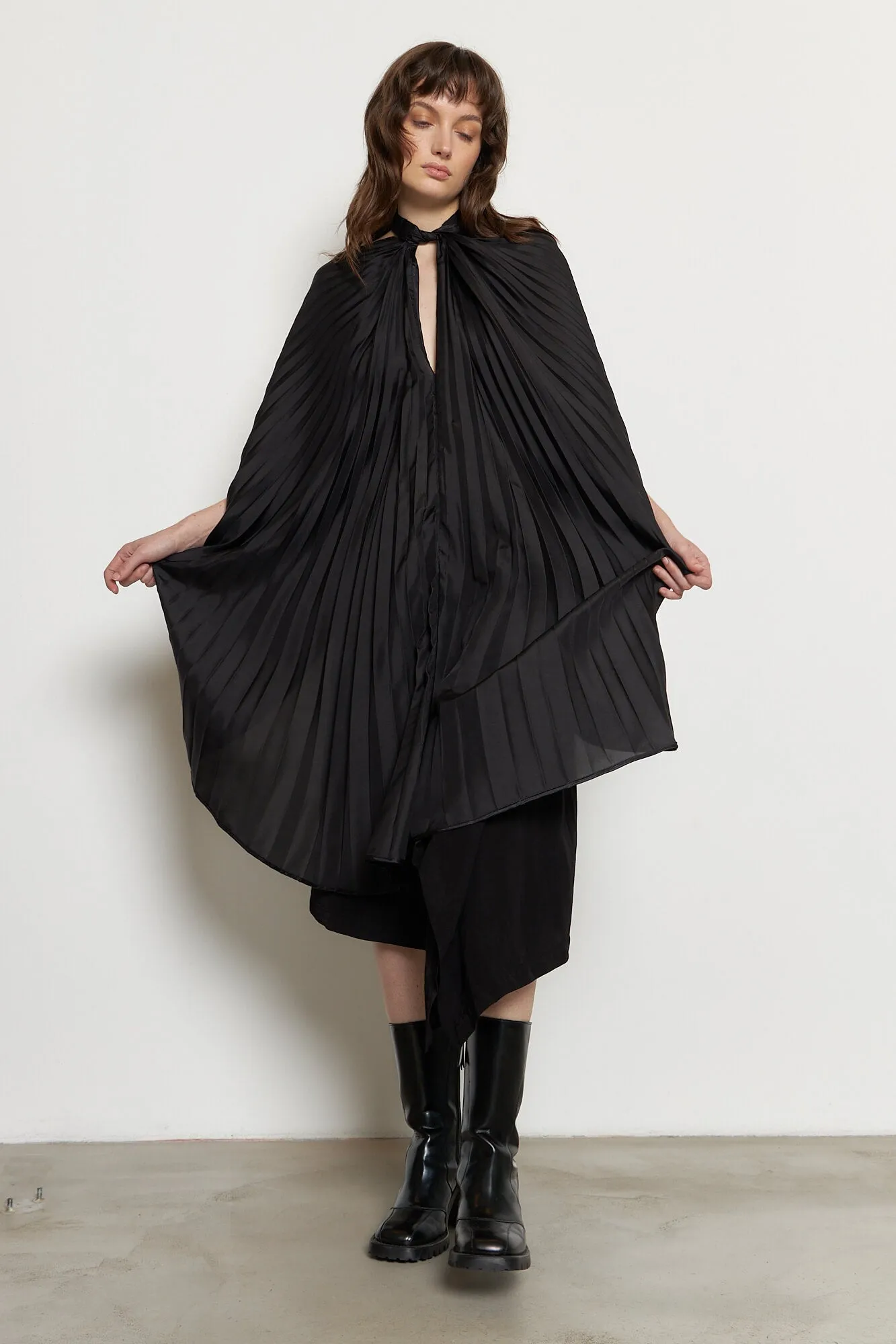 Silk Pleated Knot Top Black